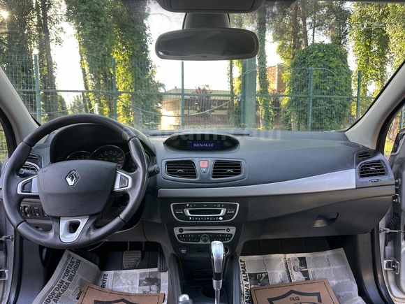 // GÖZCÜ AUTO \\ 2012 MODEL FLUENCE OTOMOTİK VİTES FULL PAKET