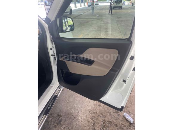 Sahibinden Fiat Doblo Combi 1.6 Multijet Premio Plus 2017 Model 