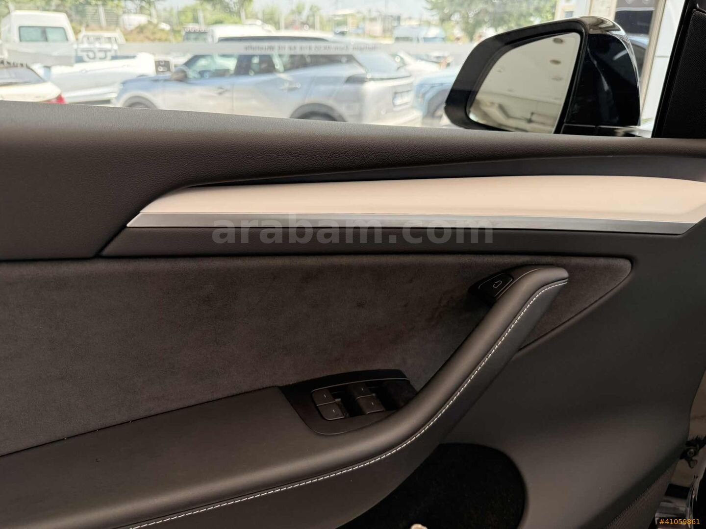 Galeriden Tesla Model Y Long Range AWD 2023 Model Bursa 11.000 km Siyah 4
