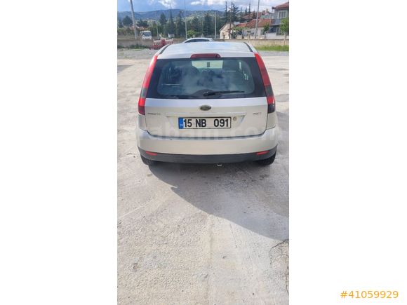 FORD FİESTA 1.4 DİZEL MANUEL