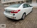 2011 RENAULT LATİTUDE 2.0 DCİ PRİVİLEGE CAM TAVAN OTOMATİK..