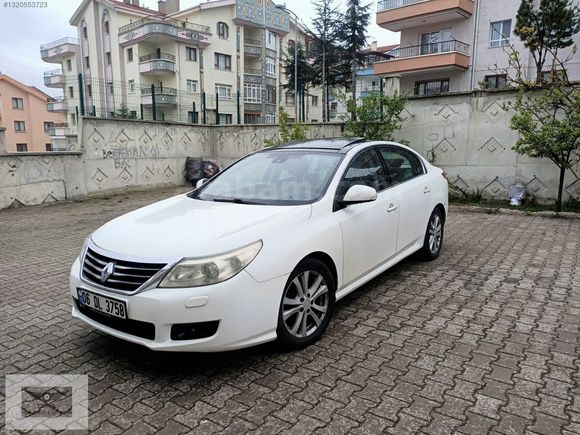 2011 RENAULT LATİTUDE 2.0 DCİ PRİVİLEGE CAM TAVAN OTOMATİK..