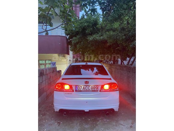 Sahibinden Honda Civic 1.6i VTEC Elegance 2011 Model 