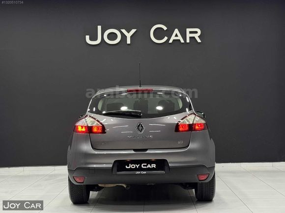 JOY CAR 2015 RENAULT MEGANE DİZEL OTOMATİK TOUCH PLUS BOYASIZ