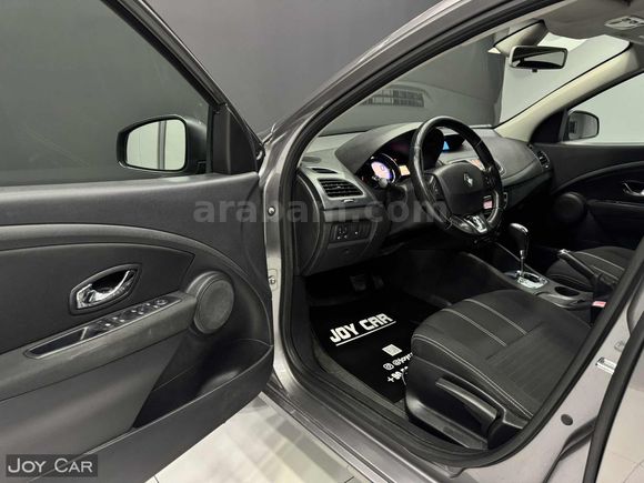 JOY CAR 2015 RENAULT MEGANE DİZEL OTOMATİK TOUCH PLUS BOYASIZ
