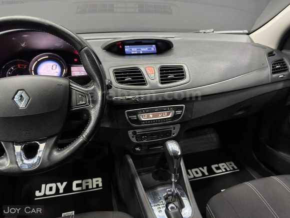 JOY CAR 2015 RENAULT MEGANE DİZEL OTOMATİK TOUCH PLUS BOYASIZ