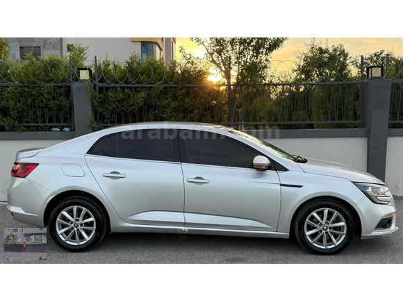 2018 DEĞİŞENSİZ DİZEL OTOMATİK MEGANE 4