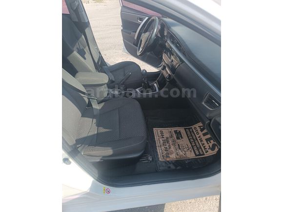 Sahibinden Toyota Corolla 1.6 Active 2013 Model
