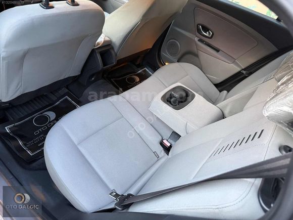 136.500 KM 1.5 DCİ Sport Tourer MEGANE EXPRESSİON
