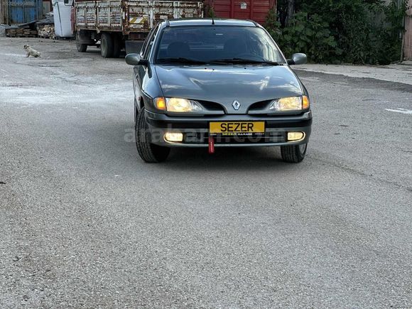 SEZER GARAGE DEN