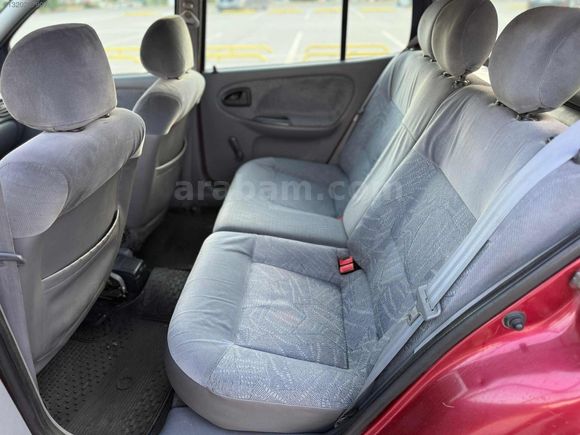 2000 MODEL MEGANE 1.6 16 VALF KLİMALI GÜNEŞ YANIĞI YOK