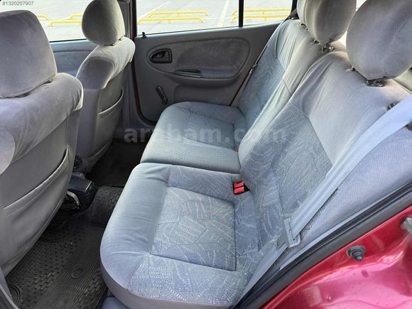 2000 MODEL MEGANE 1.6 16 VALF KLİMALI GÜNEŞ YANIĞI YOK