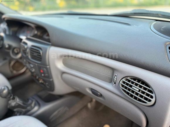 2000 MODEL MEGANE 1.6 16 VALF KLİMALI GÜNEŞ YANIĞI YOK