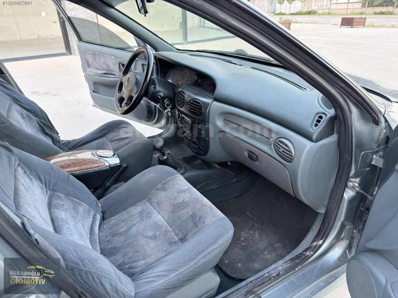 1999 RENAULT MEGANE ÇOK TEMİZ BAKIMLI CAM GİBİ