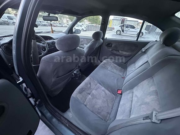 1998 MEGAN 4 CAM OTOMATİK KLİMA LI