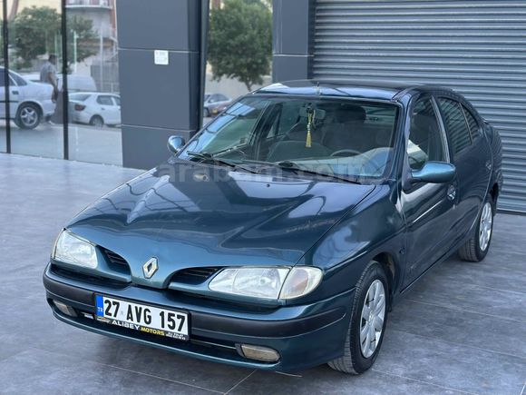 1998 MEGAN 4 CAM OTOMATİK KLİMA LI