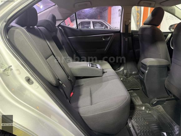 ARENA'DAN 2015 COROLLA ADVANCE OTOMATİK DEĞİŞENSİZ EMSALSİZ