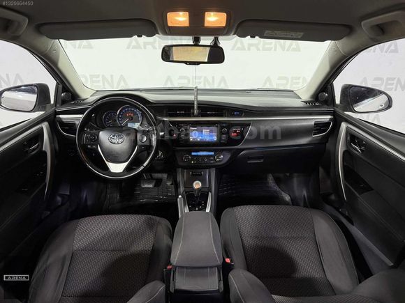 ARENA'DAN 2015 COROLLA ADVANCE OTOMATİK DEĞİŞENSİZ EMSALSİZ