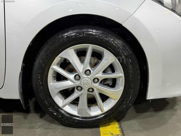ARENA'DAN 2015 COROLLA ADVANCE OTOMATİK DEĞİŞENSİZ EMSALSİZ