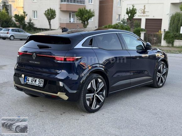 2023/BOYASIZ/TRAMERSİZ/EV60/218 HP/SERVİS BAKIMLI/HATASIZ
