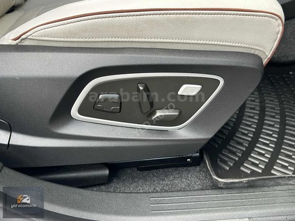 BOYASIZ 55 BİN KM'DE MEGANE E-TECH ICONIC 220 HP