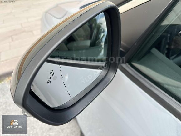 BOYASIZ 55 BİN KM'DE MEGANE E-TECH ICONIC 220 HP