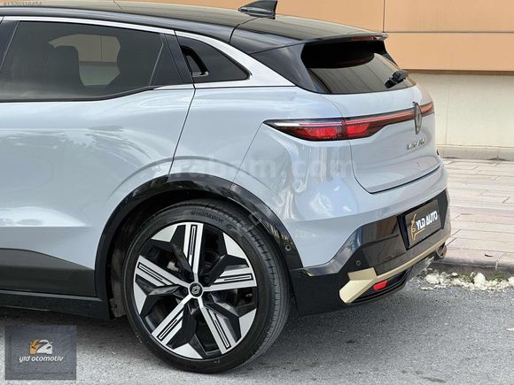 BOYASIZ 55 BİN KM'DE MEGANE E-TECH ICONIC 220 HP