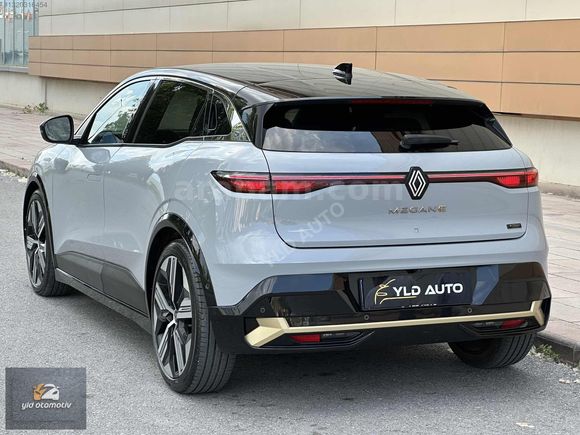 BOYASIZ 55 BİN KM'DE MEGANE E-TECH ICONIC 220 HP