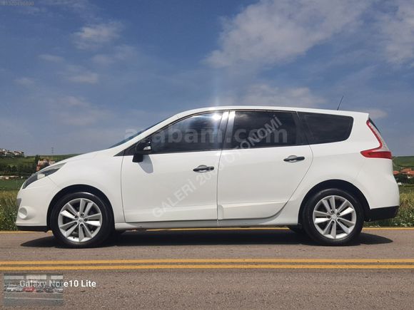 2012 RENAULT SCENİC 1,5 DCİ PRİVİLEGE 220.KM OTOMATİK BOYASIZ