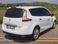 2012 RENAULT SCENİC 1,5 DCİ PRİVİLEGE 220.KM OTOMATİK BOYASIZ