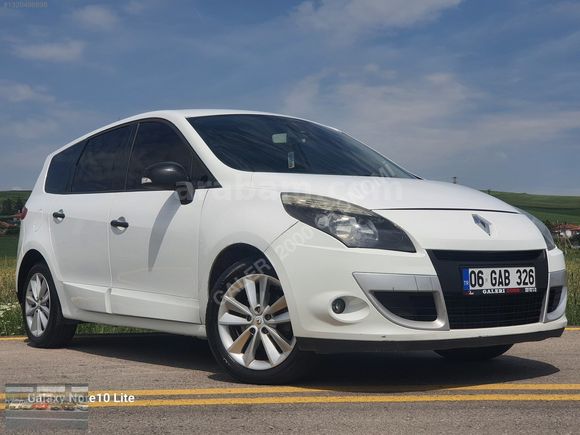 2012 RENAULT SCENİC 1,5 DCİ PRİVİLEGE 220.KM OTOMATİK BOYASIZ