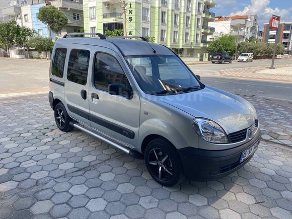 Bayar otomotiv Renault Kangoo Multix 1.5 masrafsız 