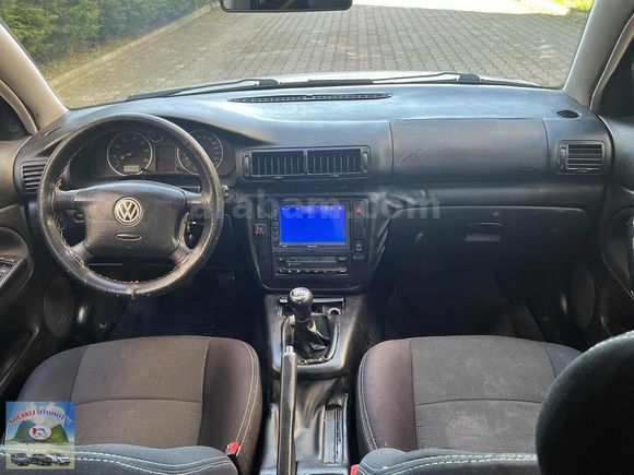 VOLKSWAGEN PASSAT 1.8 BASİC
