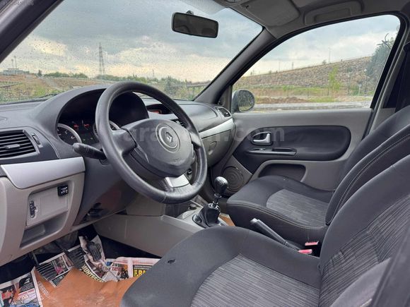 TEMİZ SYMBOL 1.4 127.KM DE