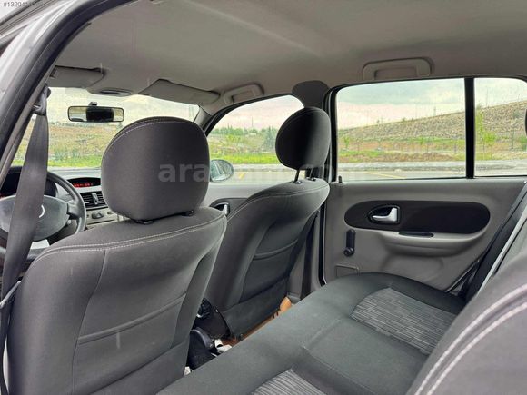TEMİZ SYMBOL 1.4 127.KM DE