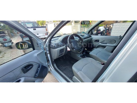 Sahibinden Renault Clio 1.5 dCi Authentique 2004 Model