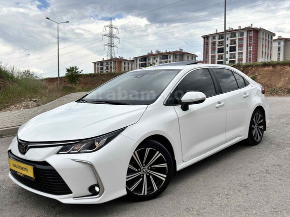 NOKTA HATASIZ BOYASIZ TOYOTA COROLLA 1.5 FLAME X PACK OTOMATİK VİTES