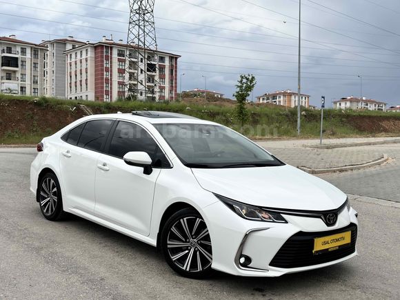 NOKTA HATASIZ BOYASIZ TOYOTA COROLLA 1.5 FLAME X PACK OTOMATİK VİTES