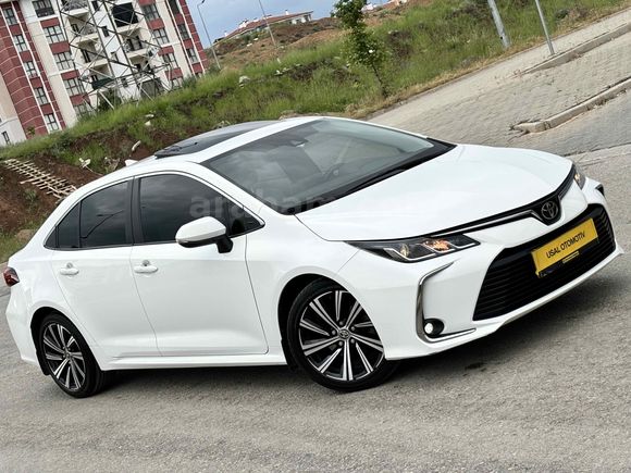 NOKTA HATASIZ BOYASIZ TOYOTA COROLLA 1.5 FLAME X PACK OTOMATİK VİTES
