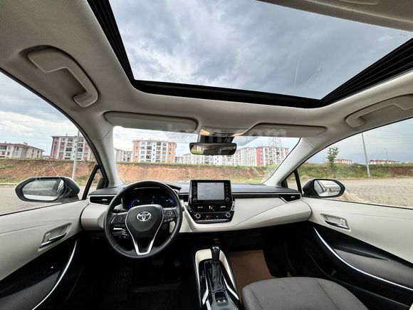 NOKTA HATASIZ BOYASIZ TOYOTA COROLLA 1.5 FLAME X PACK OTOMATİK VİTES
