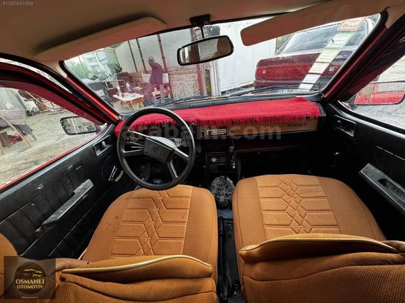 RENAULT 12