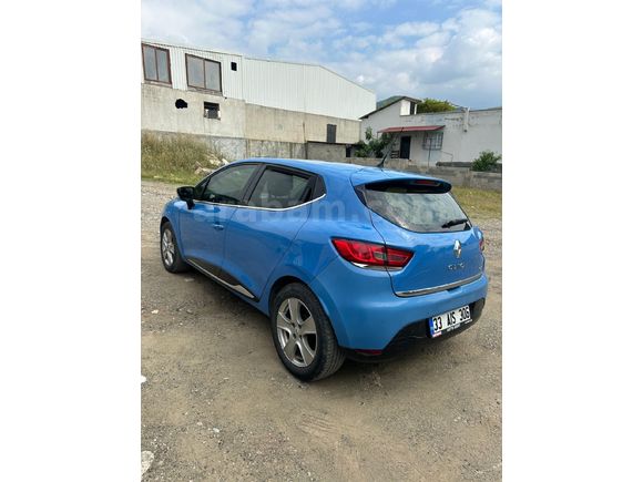 Sahibinden Renault Clio 1.5 dCi Icon 2015 Model  217.000 km Mavi