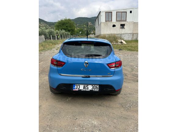 Sahibinden Renault Clio 1.5 dCi Icon 2015 Model  217.000 km Mavi