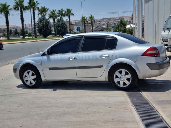 Sahibinden Renault Megane 1.5 dCi Dynamique 2005 Model 