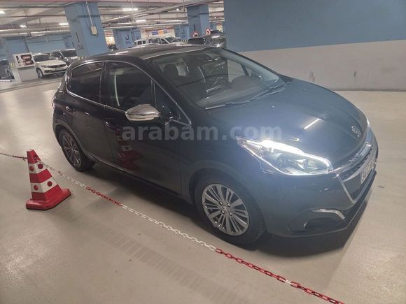 Peugeot 208 - CAM TAVANLI - ORJİNAL FULL PAKET