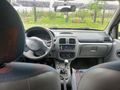 Sahibinden Renault Clio 1.4 RN 2000 Model  95.000 km Gri (Gümüş)