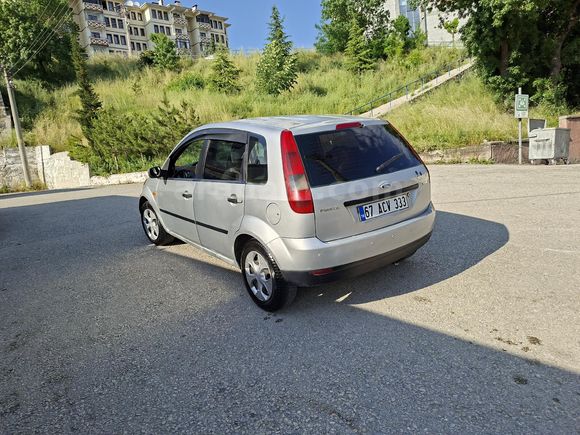 Sahibinden Ford Fiesta 1.4 TDCi Comfort 2004 Model