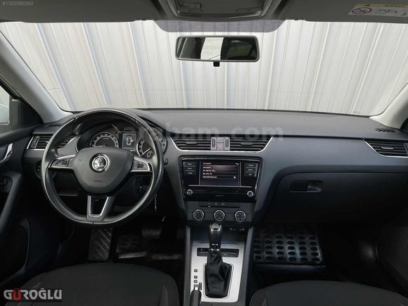 GÜROĞLUNDAN 2017 MODEL 185 BİN KM DE HATASIZ OTOMATİK 1.6 TDI
