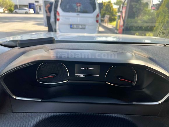 Sahibinden Peugeot 2008 1.2 PureTech Active 2020 Model  76.500 km Beyaz