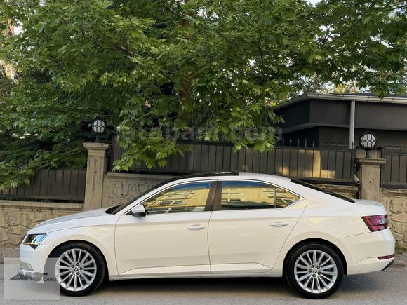 2016 MODEL 1.6TDİ PRESTİGE CAM TAVAN TERTEMİZ SUPERB